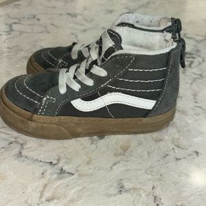 Vans toddler shoe size 7